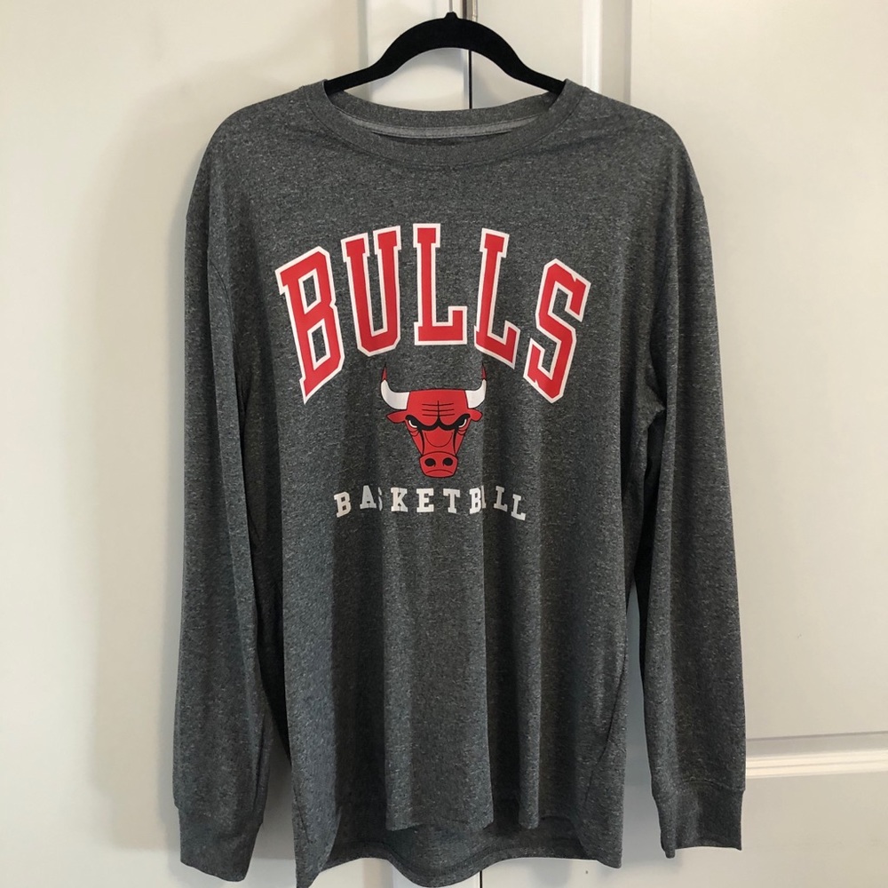 Chicago Bulls Basketball long sleeve
